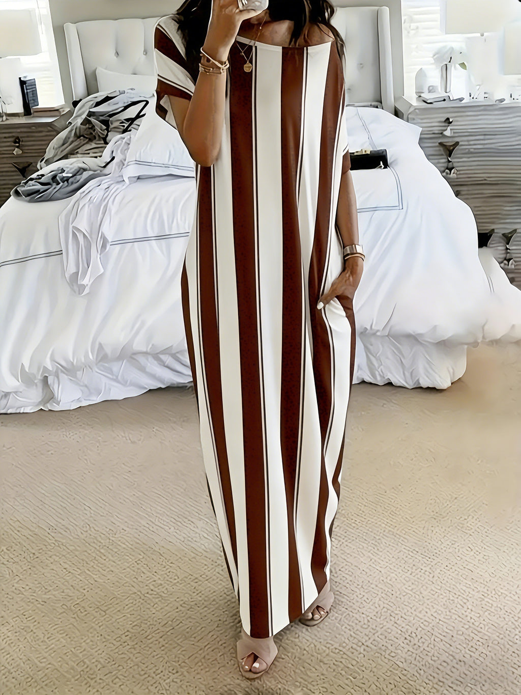 European and American Spring/Summer Women's Striped Print Fashion Design Oversized Round Neck Loose Fit Short Sleeve Long Nightgown with Pockets. Home Dress
